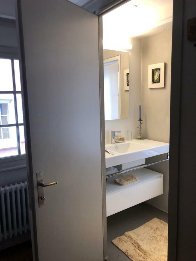 Good4Yew Bnb Zurich Ngoại thất bức ảnh